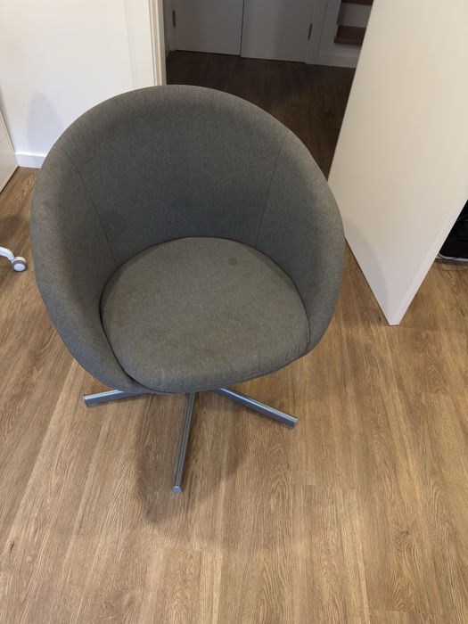 2 Cadeiras giratorias