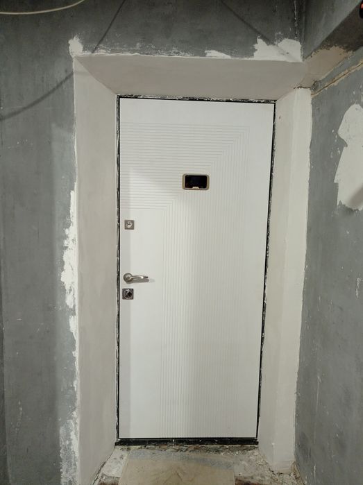 Продам 2 ком м ХТЗ