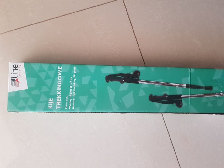 kije trekkingowe  nowe na prezent