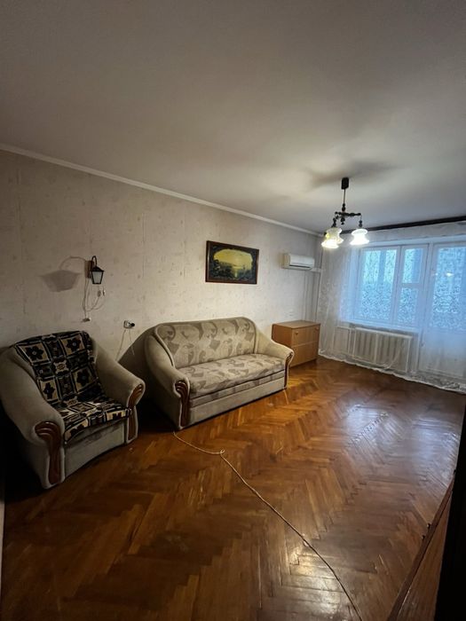 Сдам комнату без хозяев для девушки М Минская