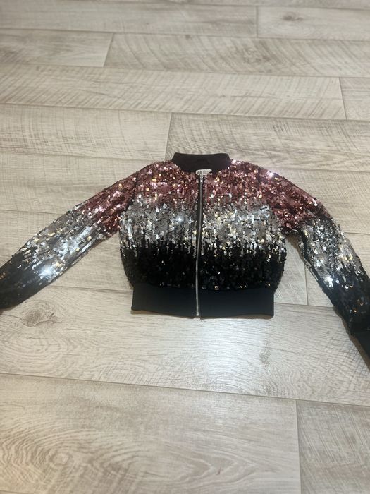 Кофта H&M з паєтками 146 р