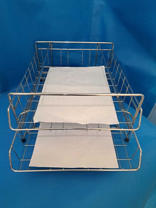 Tabuleiro para secretária