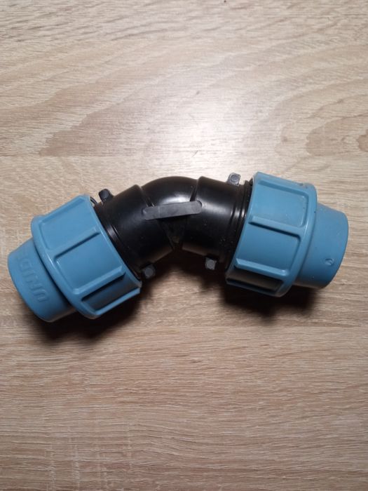 Фітинги пластикові