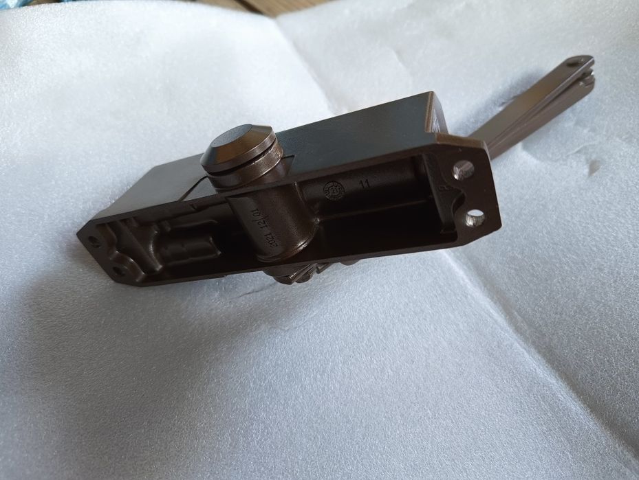 Sprzedam samodomykacz