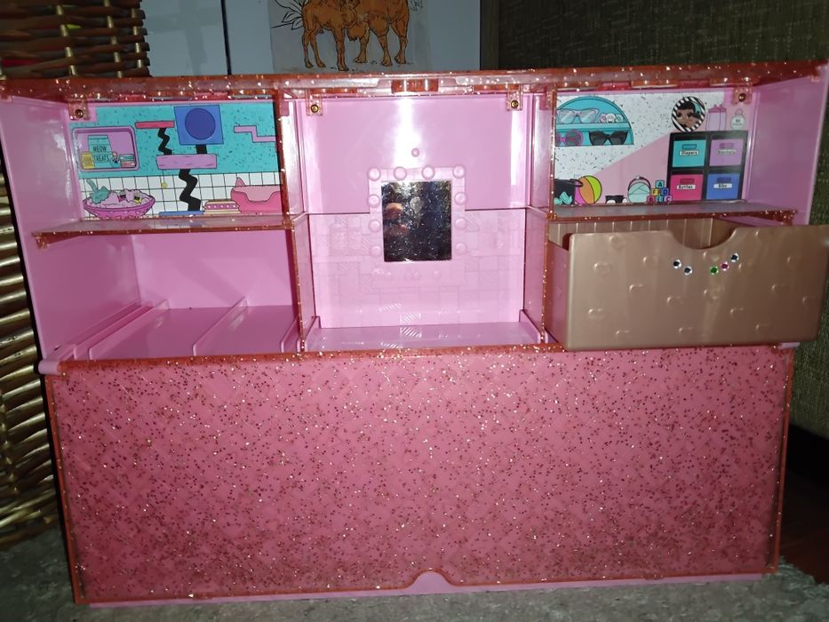 Подіум лол lol surprise MGA