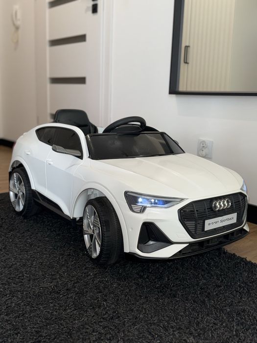 dziecięce autko na akumulator marki Audi