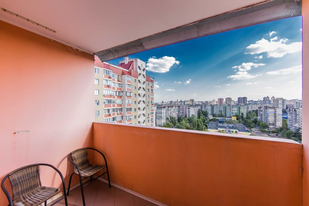 Шикарный хостел при свете, Оболонь, Героев Днепра, Дрим Таун.