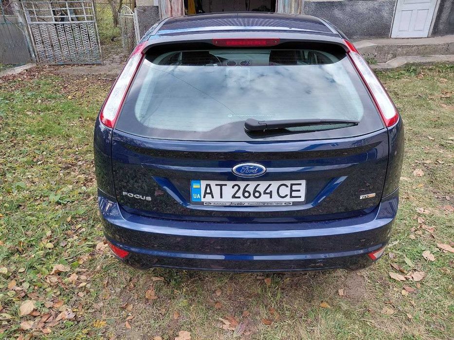 Ford Focus 2010 VIN WF0PXXGCDPAU21643 фото оголошення 4 з 10