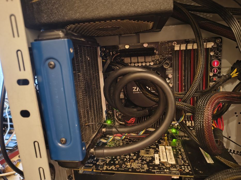 Остання пропозиція, Легендарный ASUS Rampage III Formula