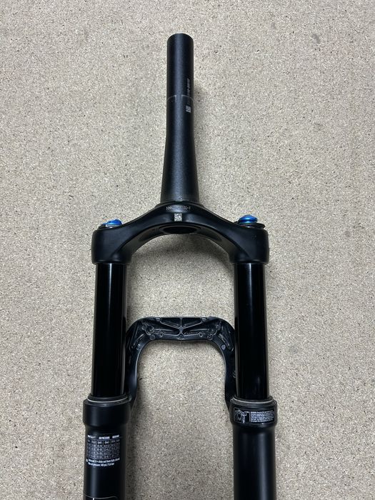 Suspensão FOX 32 Float Rhythm