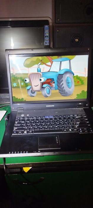 Ноутбук Samsung NP-R60. (15.4") COM port.