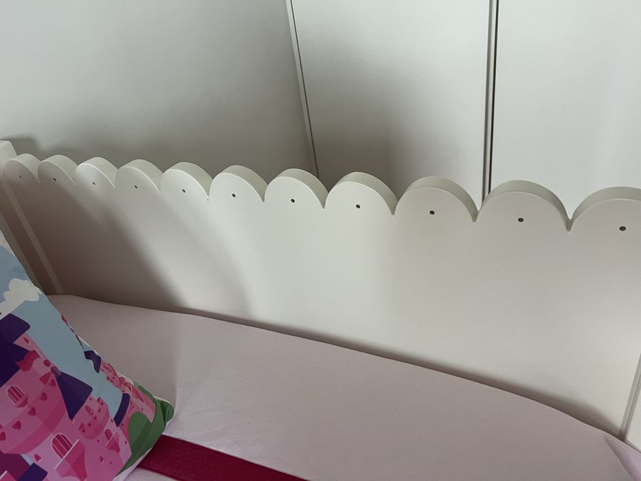 Cama solteiro menina com gavetão
