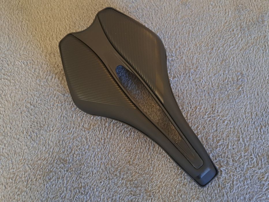 215gram lekkie siodełko KOCEVLO 140mm NOWE