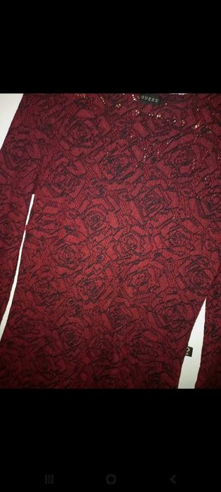 Vestido em tecido rendado - bordeaux - M - Guess