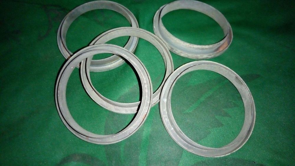 Грязеотражатель внутренний кулака (пыльник) ЗАЗ 1102