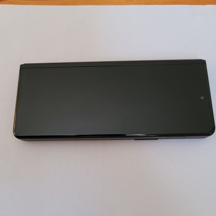 Новий смартфон Samsung Galaxy Z Fold 3 5G чорний — виставковий  зразок
