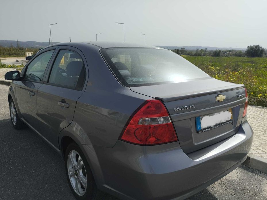 Carro Chevrolet AVEO