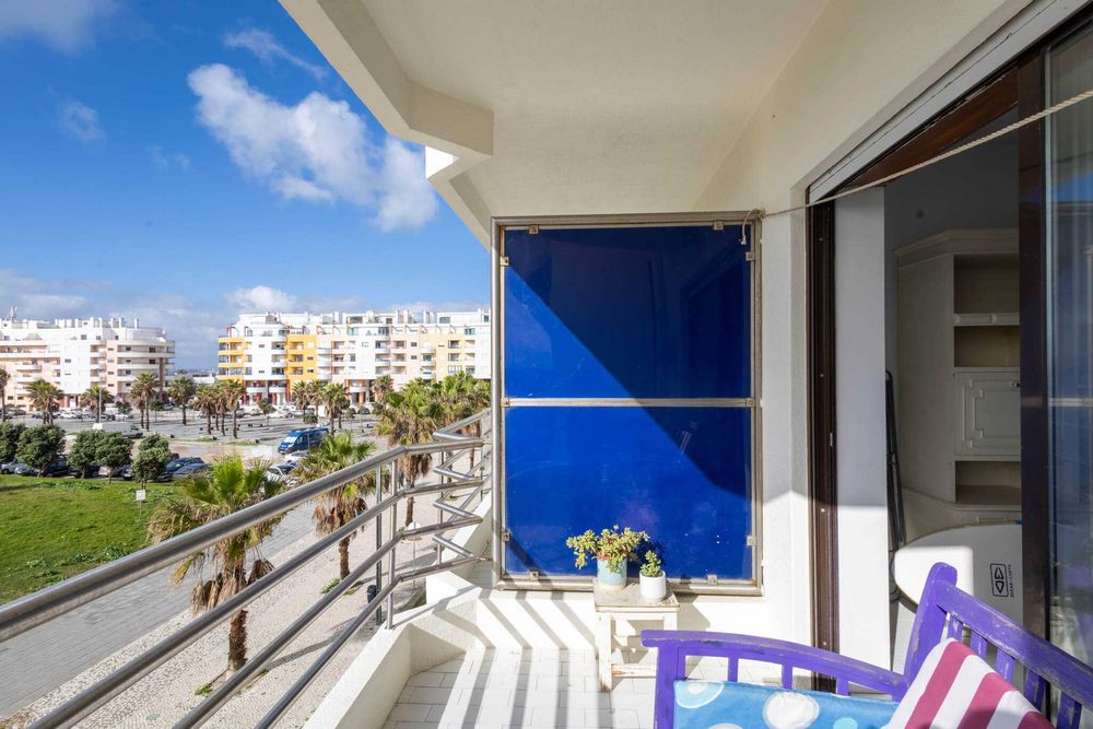 Apartamento 1ª Linha do Mar