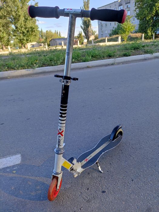Продам детский самокат