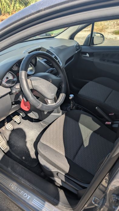 Peugeot 207 a gasolina