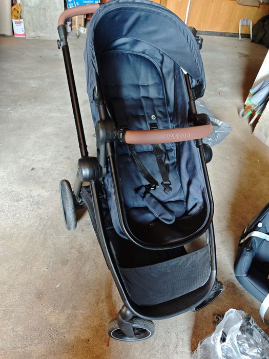 Maxi Cosi Carrinho Zelia 3 + CabrioFix i-Size + Base CabrioFix i-Size