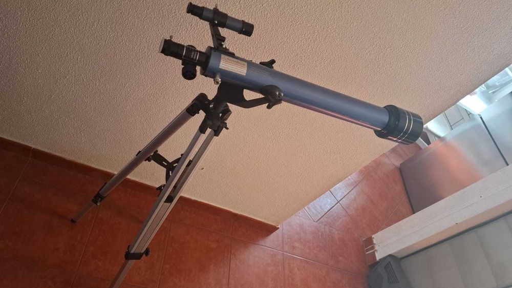 Telescópio BT 600 Bluesky