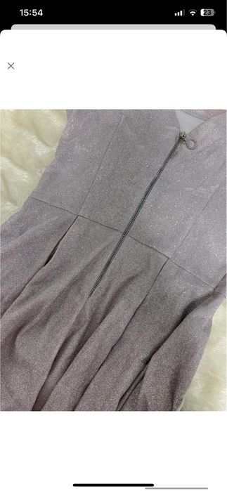 Сріблясте плаття