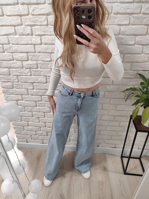 Szerokie jeansy z wysokim stanem XS