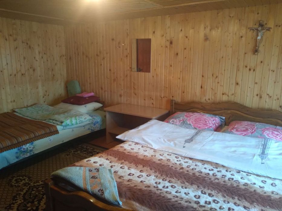 Відпочинок в Яремче . У Батьківській Хаті.