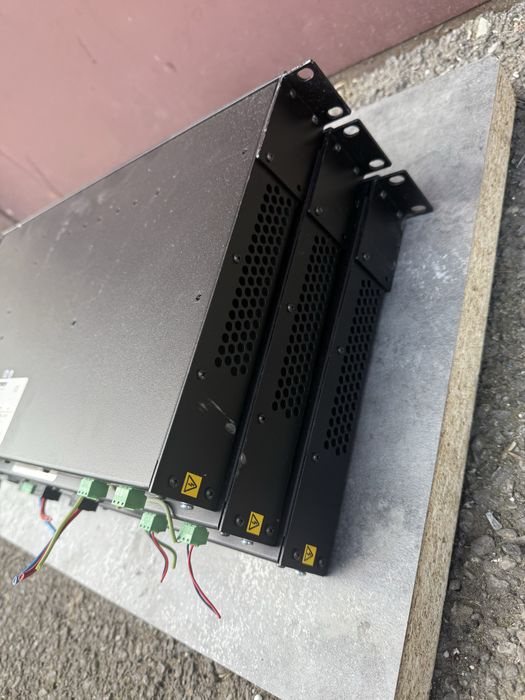 Підсилювач Crestron AMP-2210S | 2x210W | Професійне аудіо