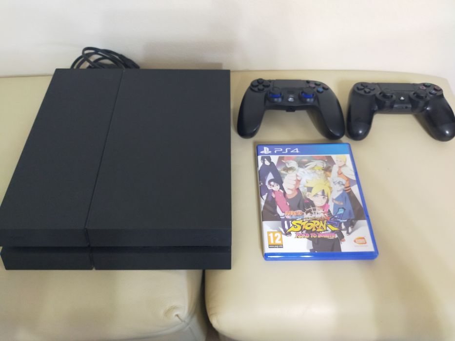 PlayStation 4 - oferta jogo + 2 comandos