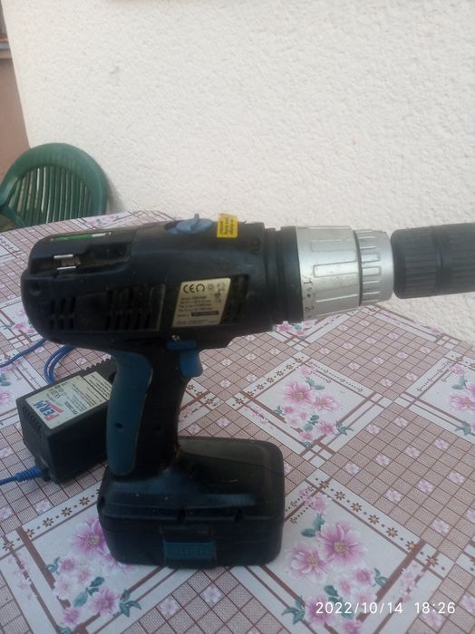 Шуруповерт акумуляторний ударний