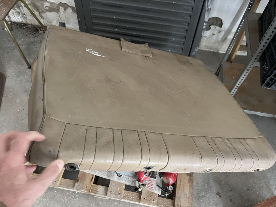 Vendo banco passageiro duplo original UMM campina