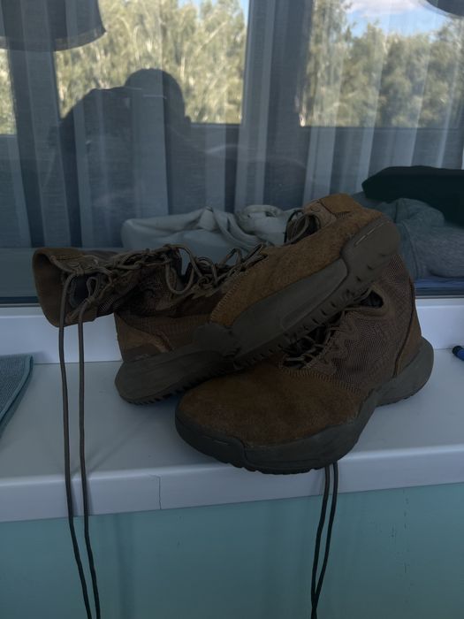 Трекінгові берці Nike