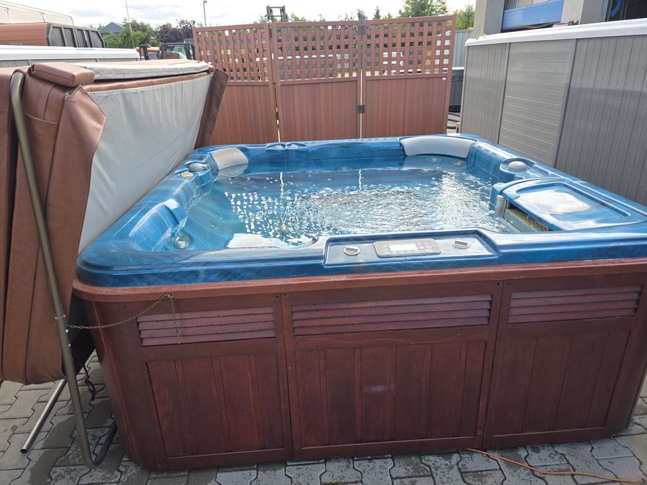 Jacuzzi całoroczne sundance spas cameo 226x226cm taras ogrod