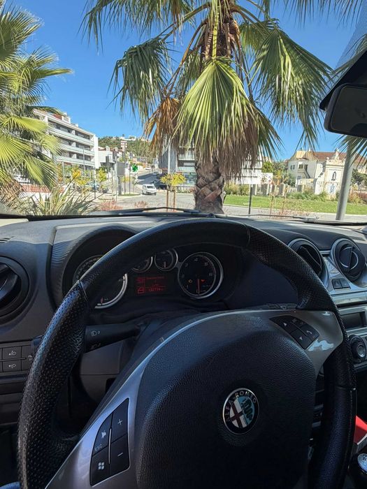 Alfa Romeo MiTo 1 .3 JTD - 2010 — photo 3