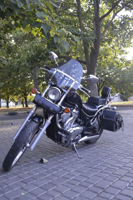 Suzuki Intruder VS400 2001