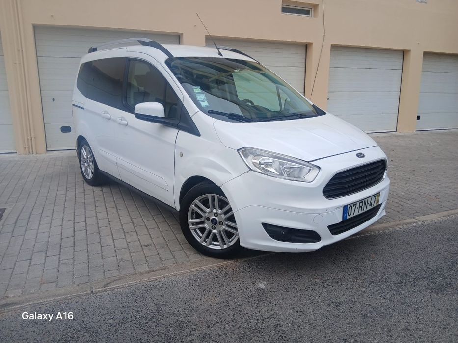Ford Tourneo Courier 1.0 EcoBoost 5Lugares com apenas 130.000km — photo 5