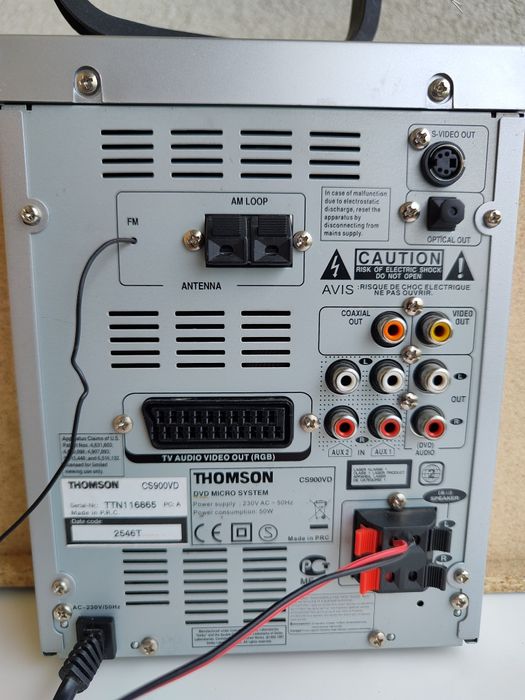 Wieża THOMSON CS900VD 2 x 15 W 8 ohm