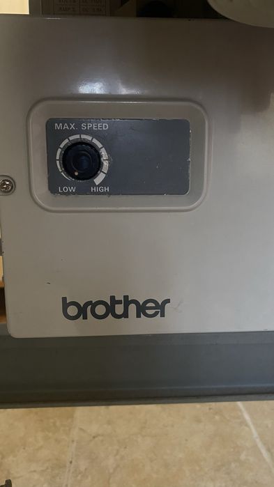 Maquina industrial de costura Brother Exedra