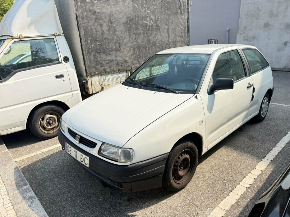 SEAT Ibiza 1993 .