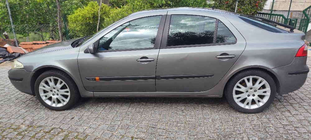 Renault laguna 1.9 de 2002 (TUDO FUNCIONAL)