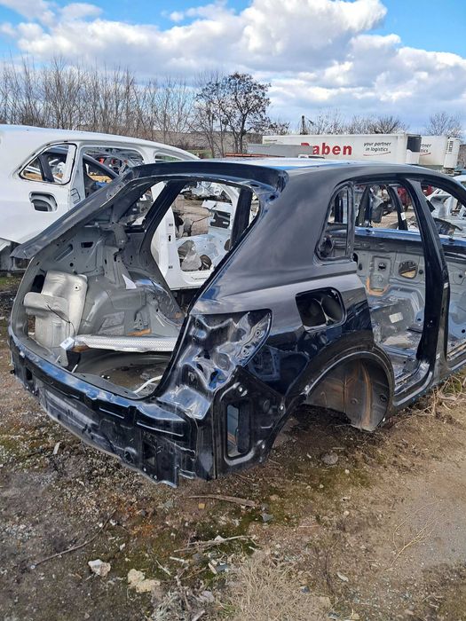 Audi Q3 F3 Ауди Ку3 2019-2025 четверть передняя задняя с разборки