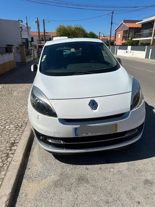 Renault Scenic 5 lugares