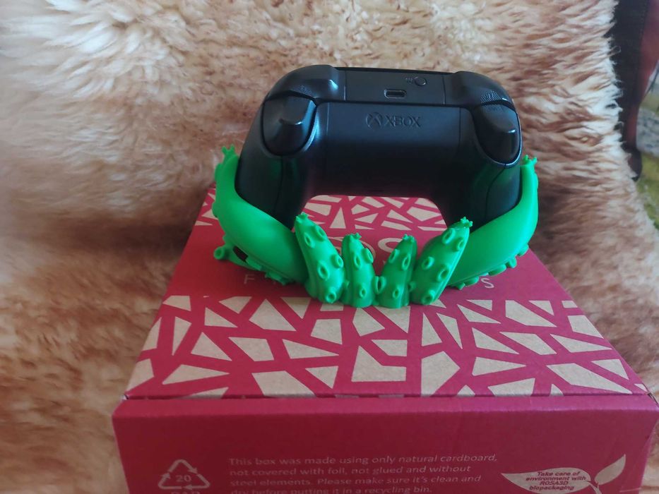 Podstawka pod pada Xbox – Ośmiornica | Druk 3D | Unikat Gaming