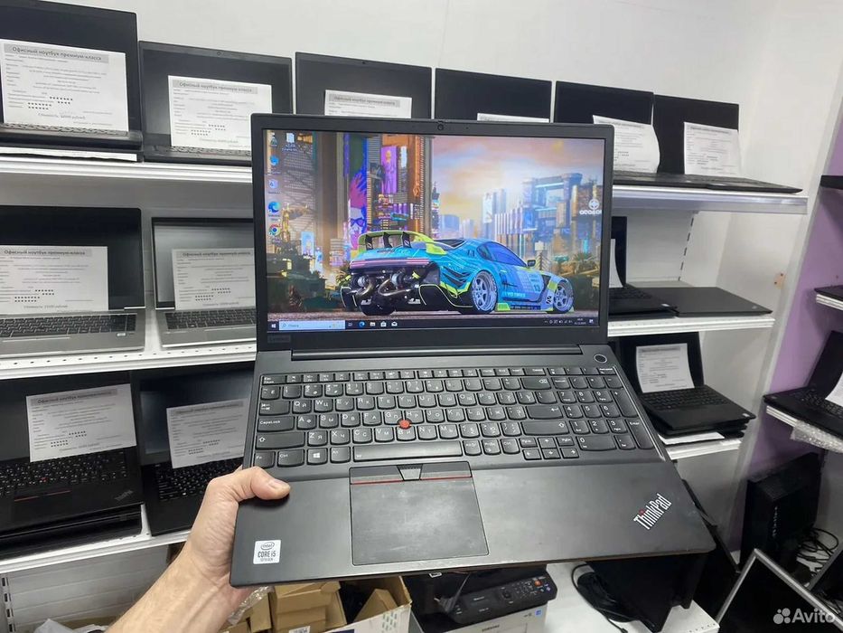 Lenovo Octacore 15.6" i5/16GB/385Nvme como novo