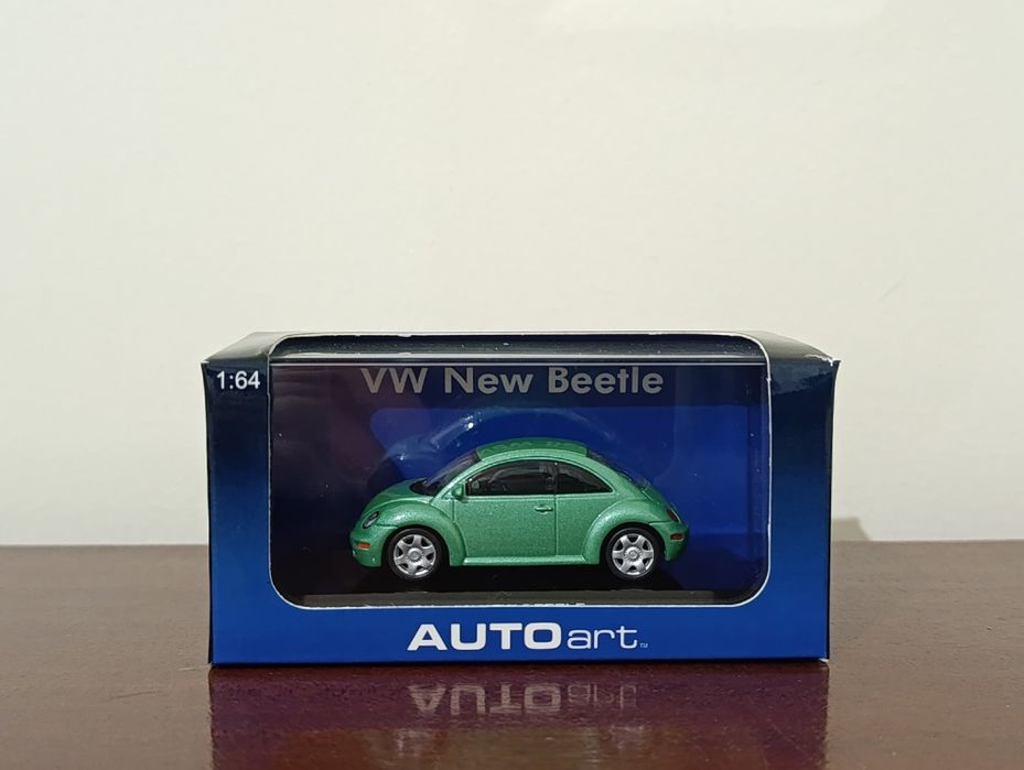 Volkswagen New Beetle 1/64