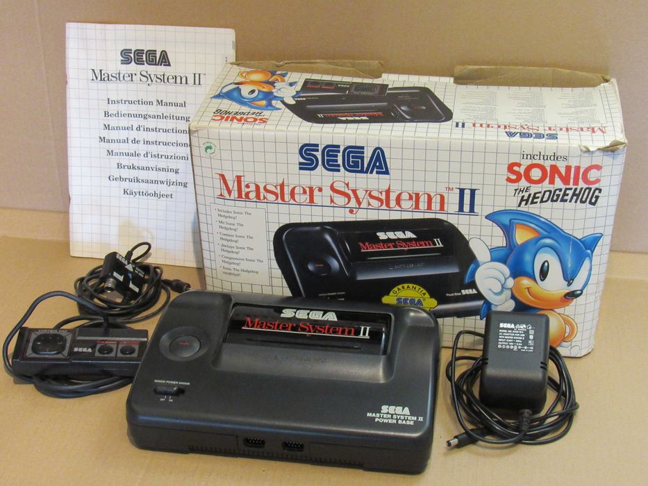 Consola Sega Master System II Sonic em caixa
