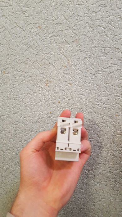 Защитный автомат Chint DC 25A 500V для солнечных панелей (батарей)