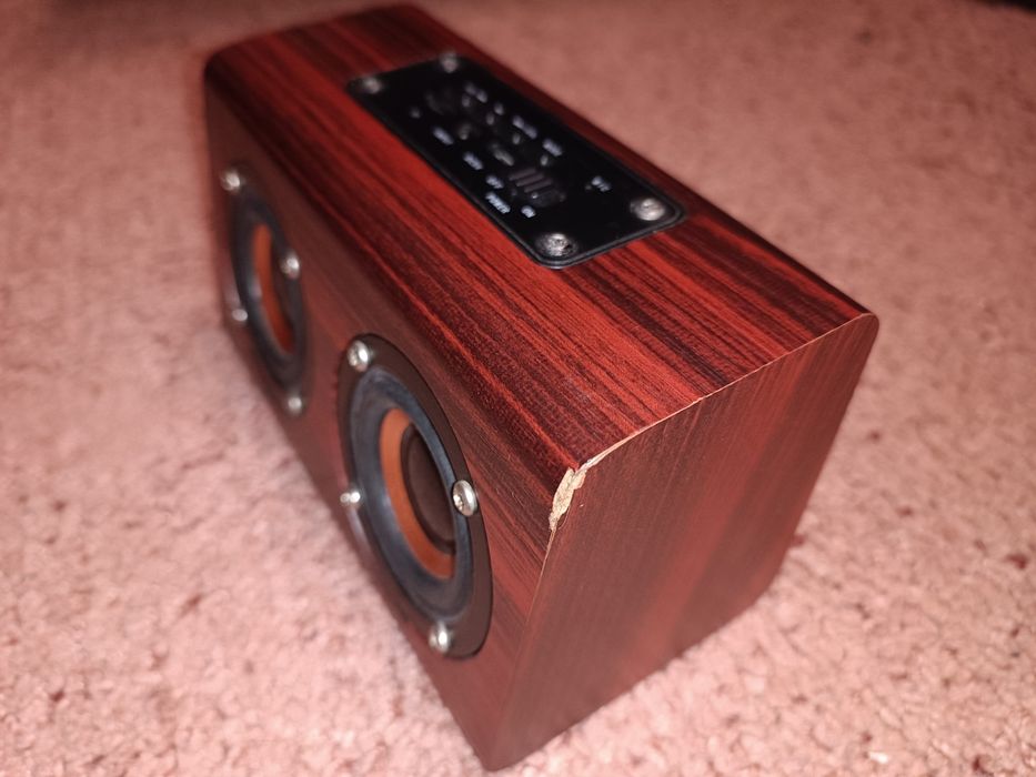 Bluetooth колонка під дерево.